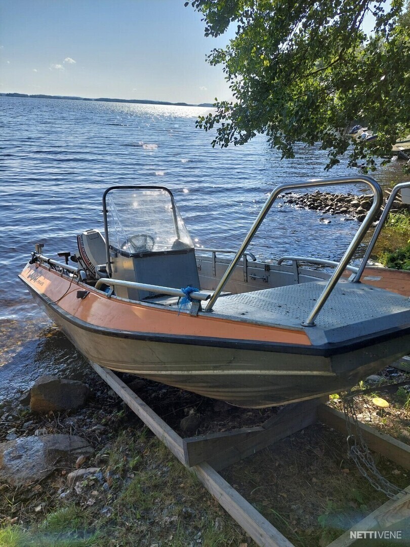 Buster R Motor Boat Kuopio Nettivene