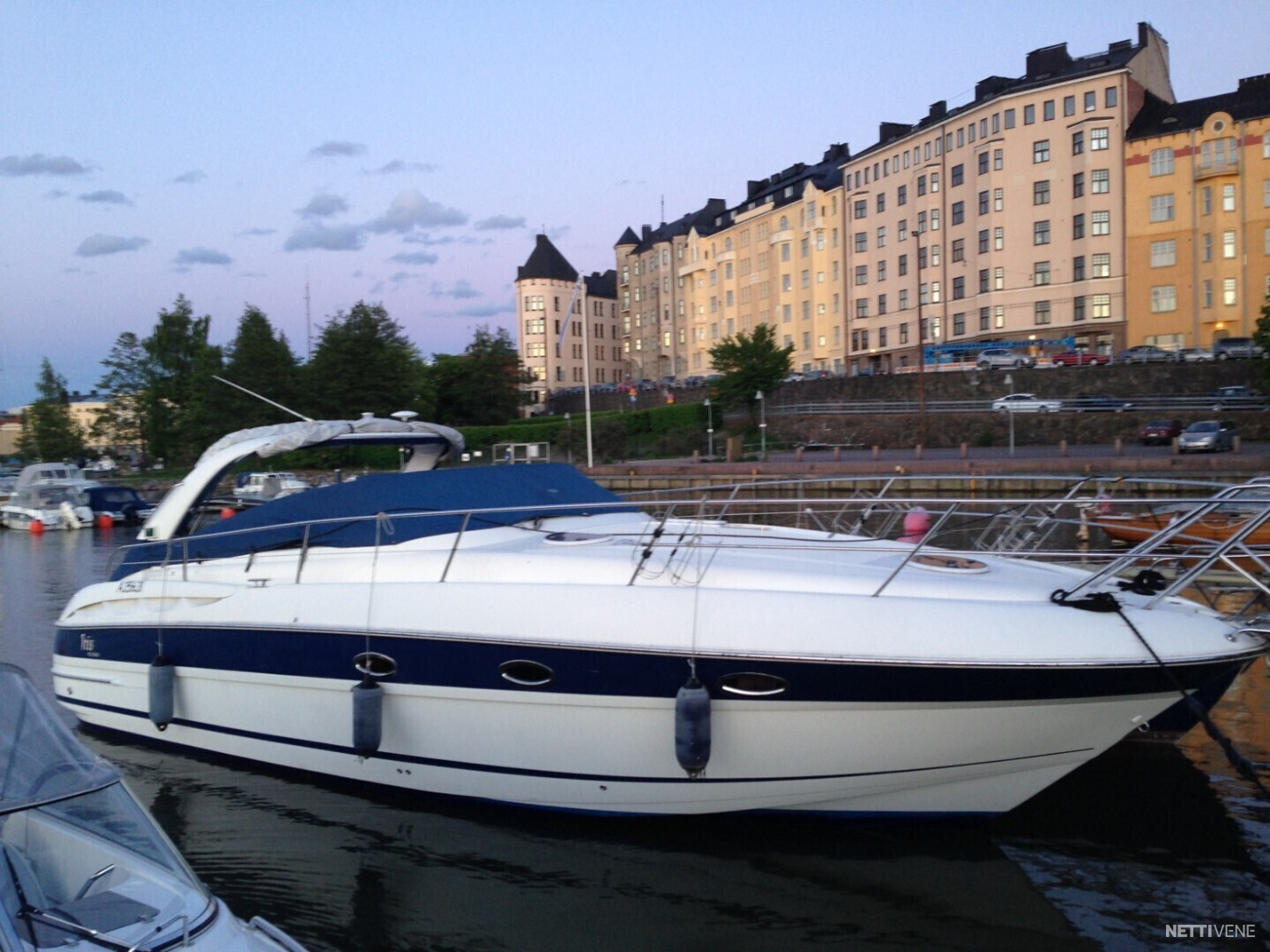 Bavaria Sport Motor Boat Helsinki Nettivene