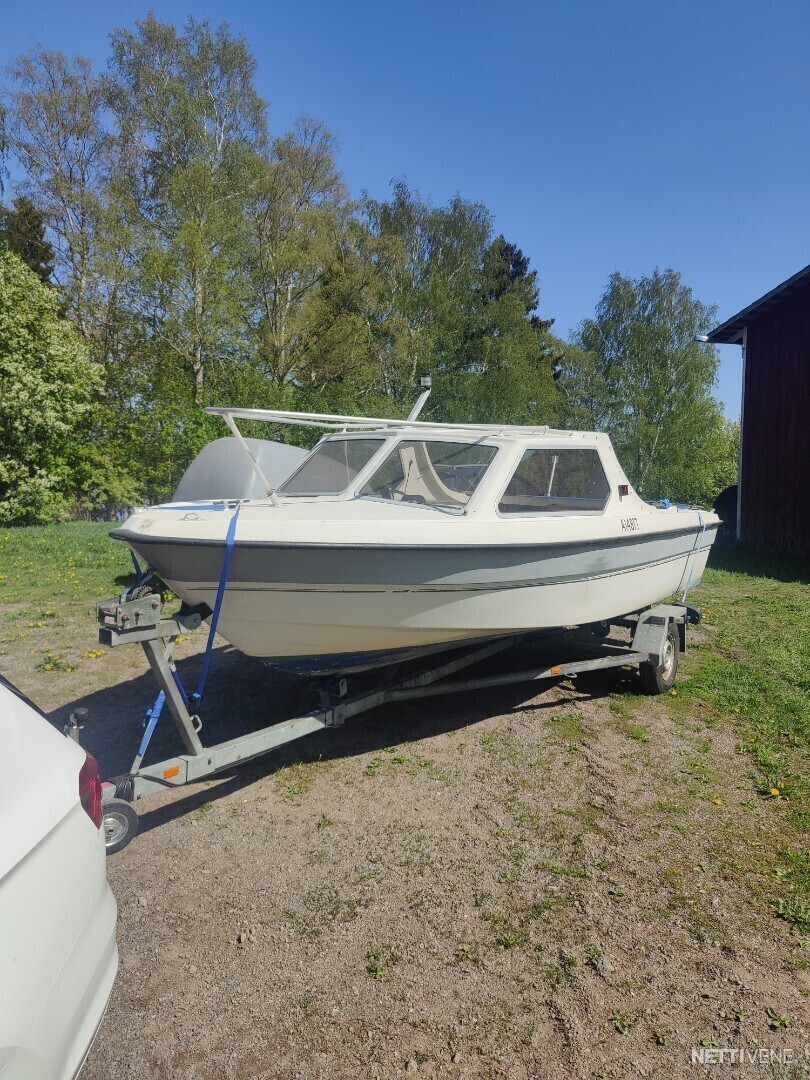 Finnsport 560 HT Moottorivene 1989 Helsinki Nettivene