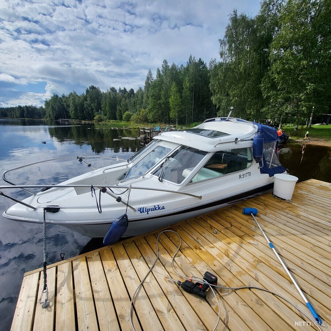 Finnmaster 6100 Royal Cruiser OC Moottorivene 2007 Liminka Nettivene