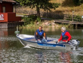 Linder 440 Fishing