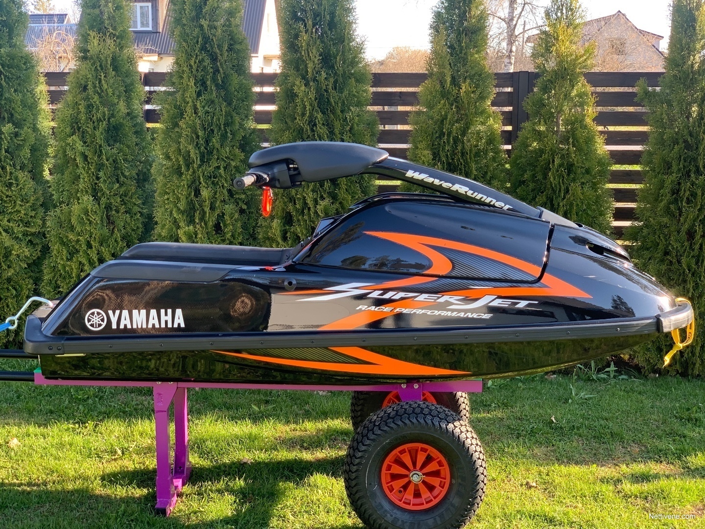 Yamaha SuperJet 701 Watercraft 2012 - Nettivene