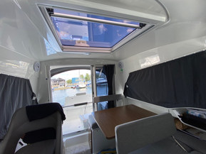 Beneteau Antares 8