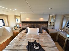 Sunseeker Predator 60