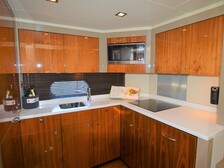 Sunseeker Predator 60