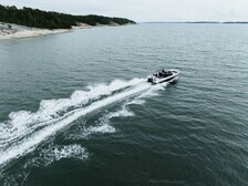 Yamarin Cross 57 VMAX