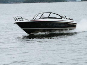 Yamarin Cross 57 VMAX
