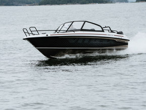 Yamarin Cross 57 VMAX