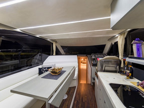Galeon 360 FLY
