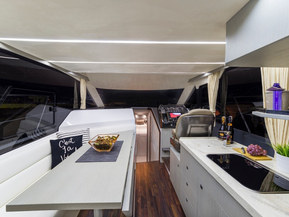 Galeon 360 FLY