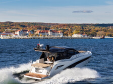 Galeon 425 HTS