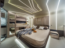 Galeon 700 SKYDECK