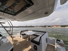 Galeon 650 SKYDECK