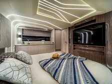 Galeon 700 SKYDECK