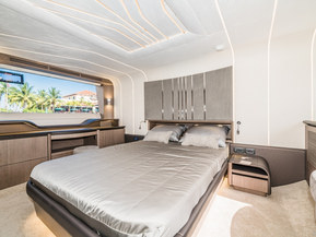 Galeon 650 SKYDECK