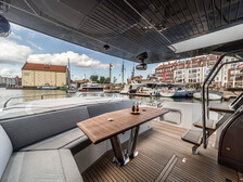 Galeon 700 SKYDECK
