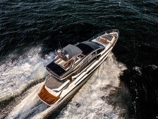 Galeon 700 SKYDECK
