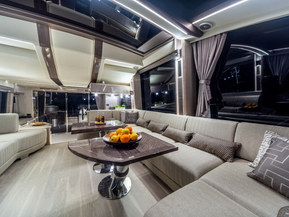 Galeon 700 SKYDECK