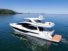 Galeon 800 FLY