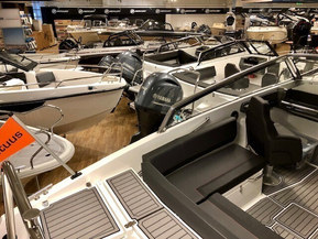 Yamarin Cross 57 VMAX