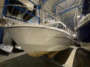 Beneteau Antares 8