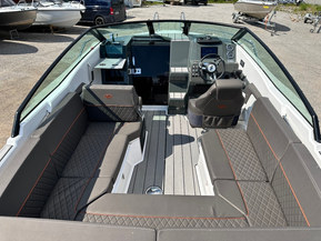 Nordkapp Noblesse 660