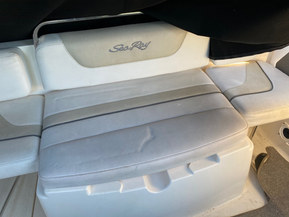 Sea Ray 235 Weekender