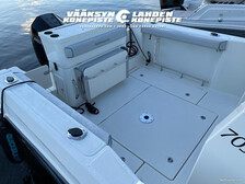 Quicksilver Captur 705 Pilothouse