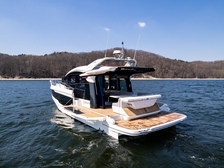 Galeon 450 HTC