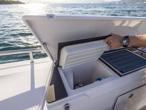 Axopar 45 XC Cross Cabin