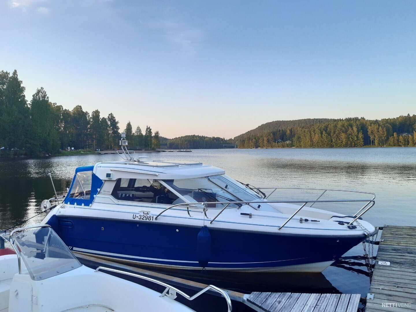 Aquador 22 HT Motor boat 1997 Laukaa - Nettivene