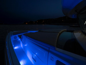 Axopar 45 XC Cross Cabin