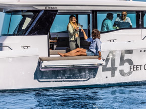 Axopar 45 XC Cross Cabin