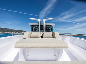 Axopar 45 XC Cross Cabin