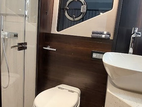 Sunseeker Manhattan 55