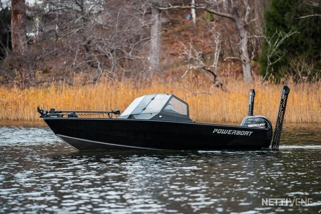 powerboat 520