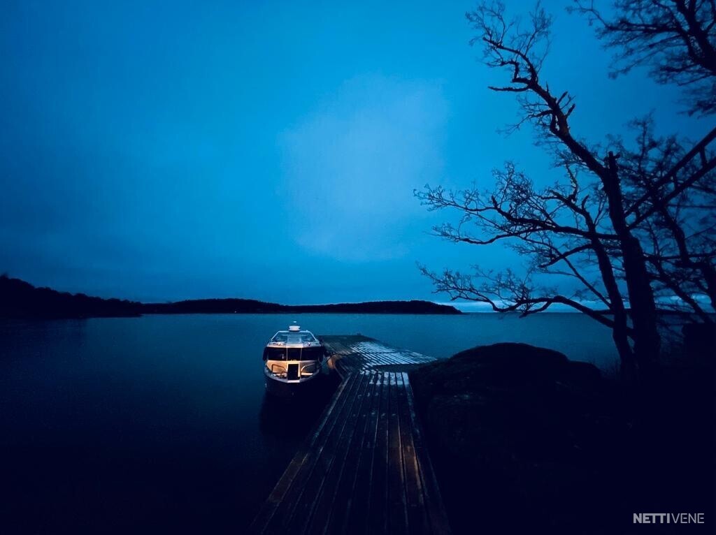 6 / 6