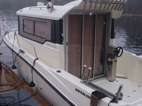 Quicksilver 755 Pilothouse