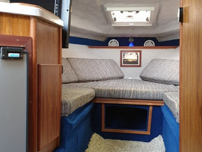 Sea Ray 21 Mid Cabin