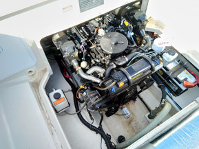 Sea Ray 215 Weekender