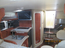 Rinker 320 Fiesta Vee