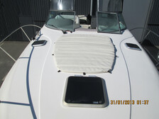 Rinker 320 Fiesta Vee