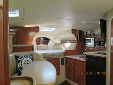 Rinker 320 Fiesta Vee