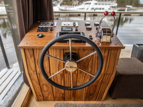 Muu merkki Saunalautta