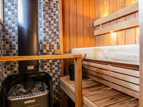 Muu merkki Saunalautta