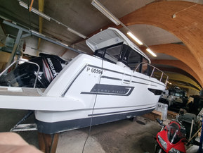 Jeanneau Merry Fisher 895