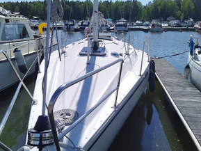 Helmsman 31