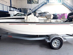 Boston Whaler 170 Montauk