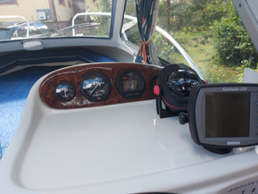 Bella 561