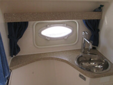 Rinker 320 Fiesta Vee